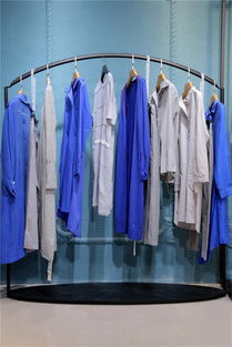 杭州品牌折扣店女裝貨源 芭莉娜羽絨服進(jìn)貨渠道推薦禮誠(chéng)服飾